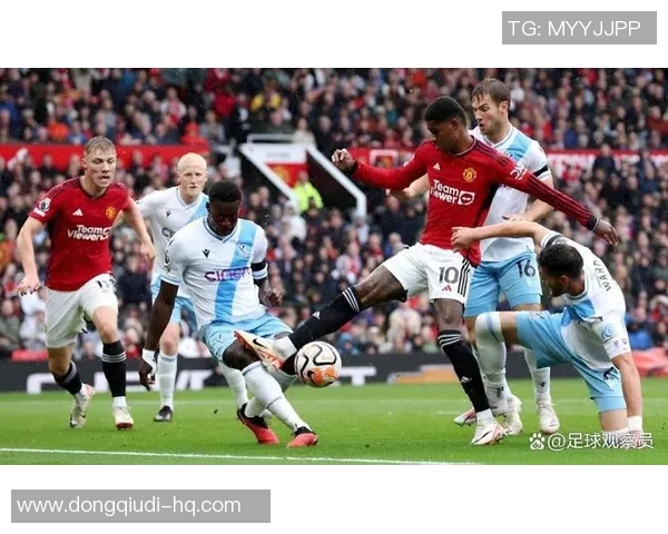 友谊赛曼联与巴黎圣日耳曼战成平局补时进球引发全场狂欢解析战术布局