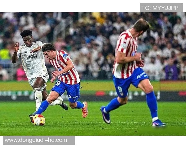 皇马友谊赛大胜马竞五球狂潮红牌事件引发全场热议